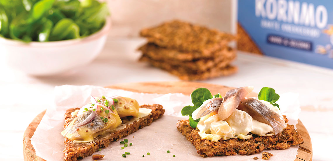 Et Kornmo knekkebrød med TORO sild og potetsalat fra Denja gir mye godt på liten mengde mat.